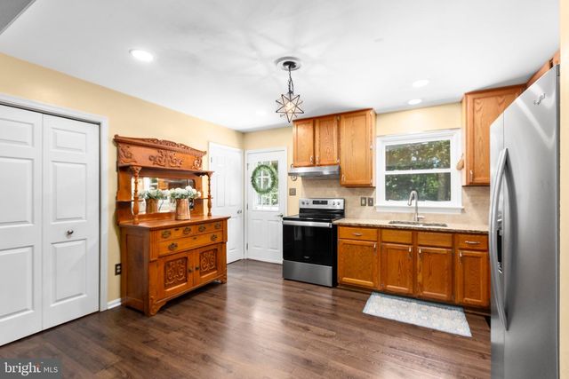 228 CEDAR RIDGE DR, Ruther Glen, VA 22546