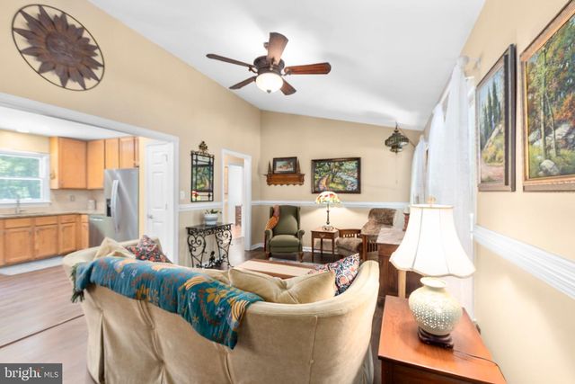228 CEDAR RIDGE DR, Ruther Glen, VA 22546