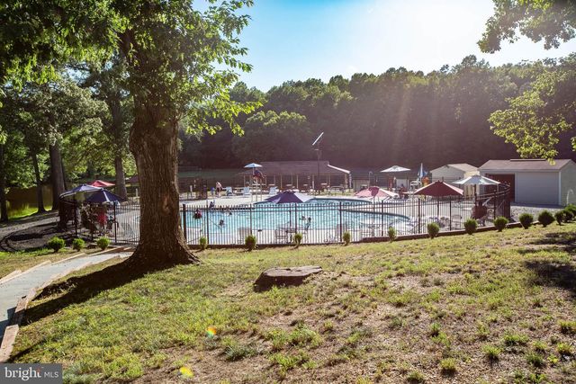 228 CEDAR RIDGE DR, Ruther Glen, VA 22546