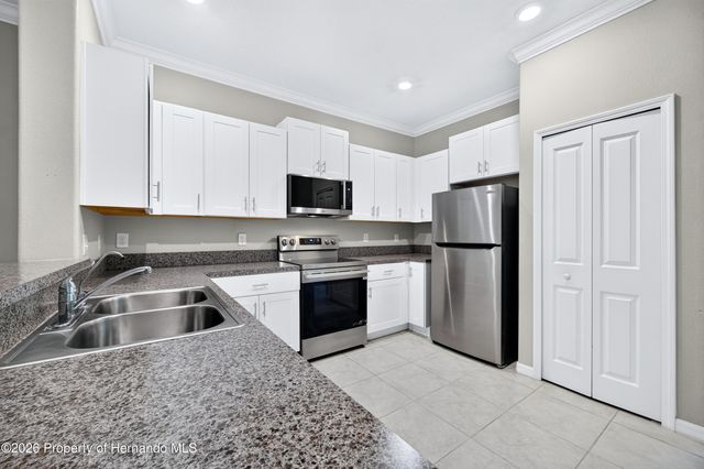 11855 Dumaine Valley Road, Riverview, FL 33579