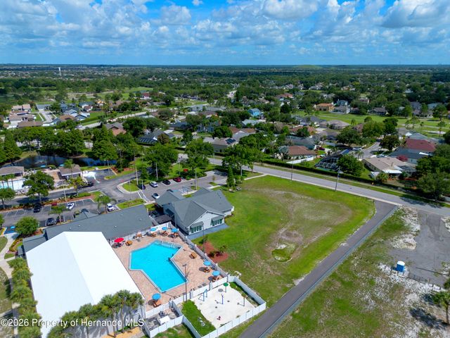 11855 Dumaine Valley Road, Riverview, FL 33579