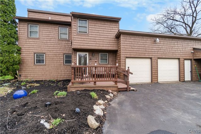 6153 North Kirkville Road, Manlius, NY 13082
