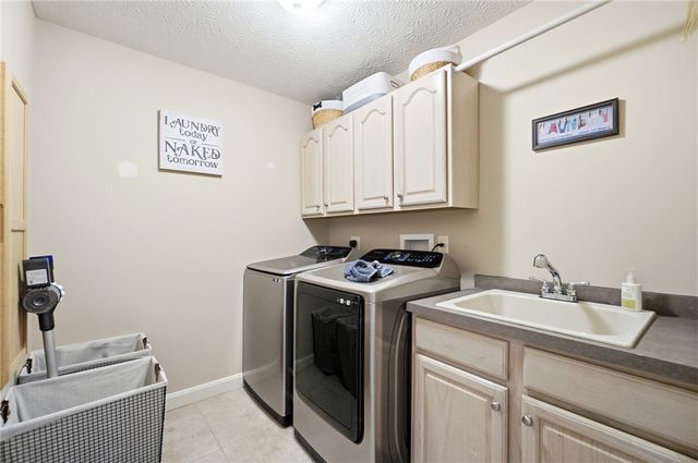1665 Haley Drive, Washington Twp, OH 45458