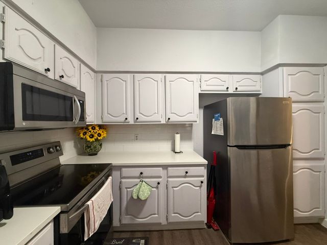 2835 Keller Springs Road 103, Carrollton, TX 75006