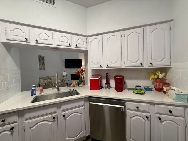 2835 Keller Springs Road 103, Carrollton, TX 75006