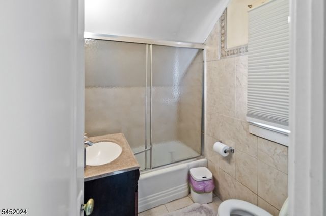 48 Cedarhurst Ave, Woodland Park, NJ 07424