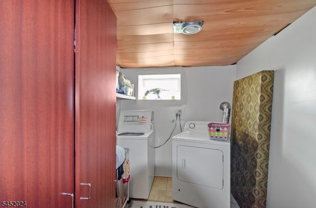 48 Cedarhurst Ave, Woodland Park, NJ 07424