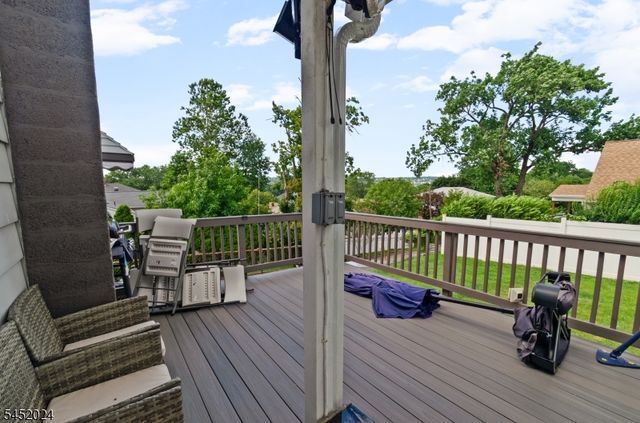 48 Cedarhurst Ave, Woodland Park, NJ 07424
