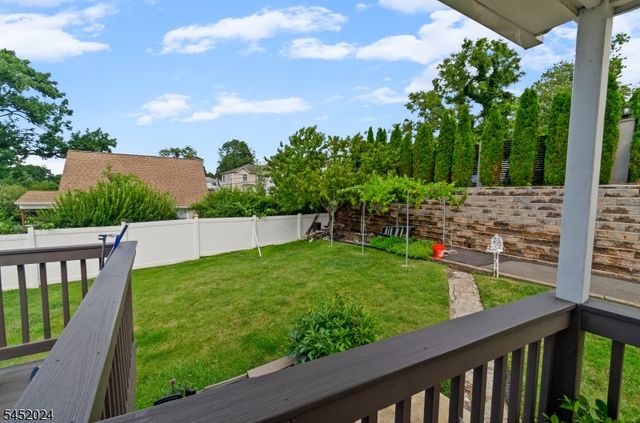 48 Cedarhurst Ave, Woodland Park, NJ 07424