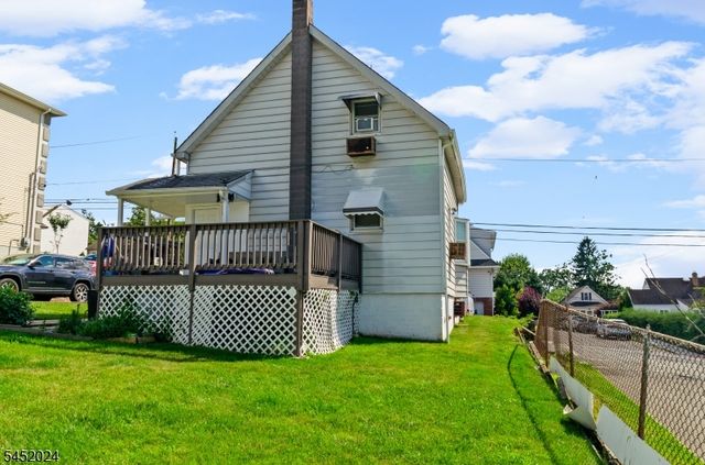 48 Cedarhurst Ave, Woodland Park, NJ 07424
