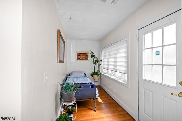 48 Cedarhurst Ave, Woodland Park, NJ 07424
