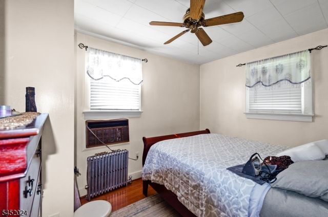 48 Cedarhurst Ave, Woodland Park, NJ 07424