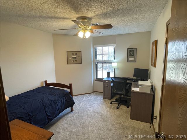 1511 Luker Lane, Sapulpa, OK 74066