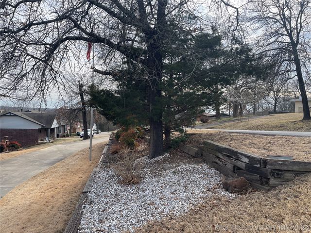 1511 Luker Lane, Sapulpa, OK 74066