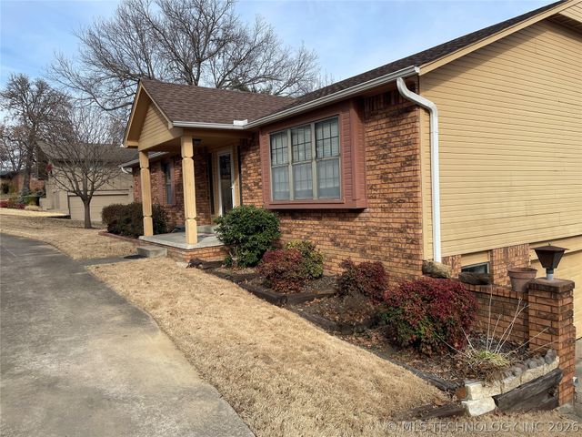 1511 Luker Lane, Sapulpa, OK 74066