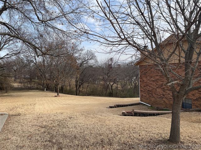 1511 Luker Lane, Sapulpa, OK 74066