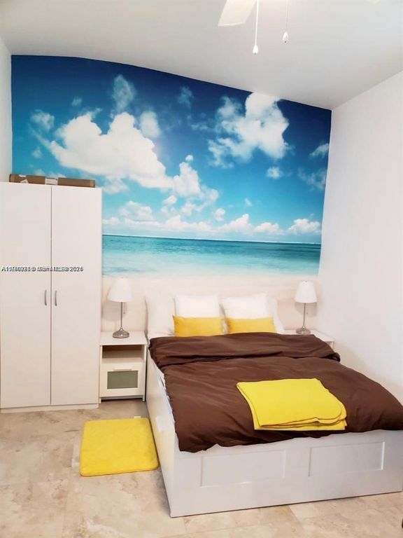 712 SW 5th Court 3, Hallandale Beach, FL 33009