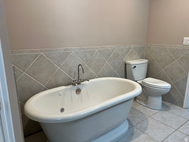 8317 S SPRATLING DR, West Jordan, UT 84081