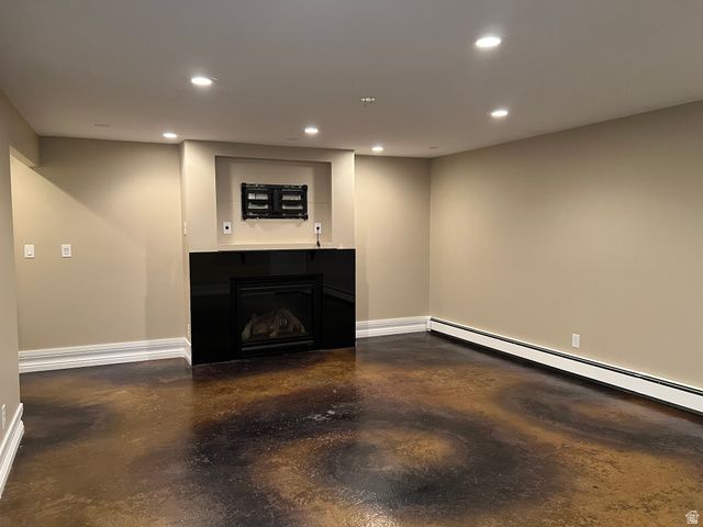 8317 S SPRATLING DR, West Jordan, UT 84081