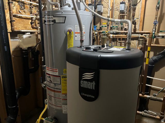 8317 S SPRATLING DR, West Jordan, UT 84081