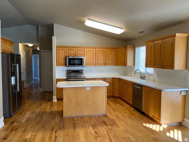 8317 S SPRATLING DR, West Jordan, UT 84081