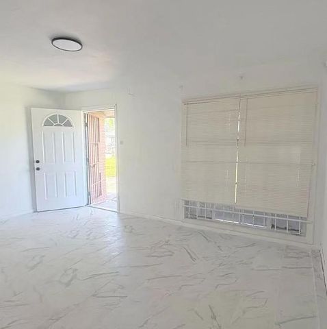 8710 Josie Street, Houston, TX 77029