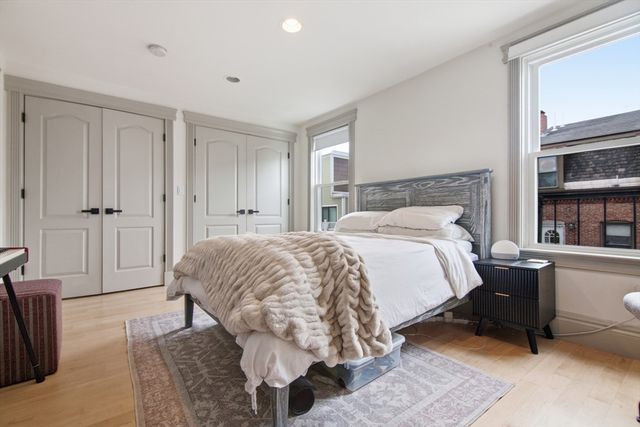 255 Gold St 2, Boston, MA 02127