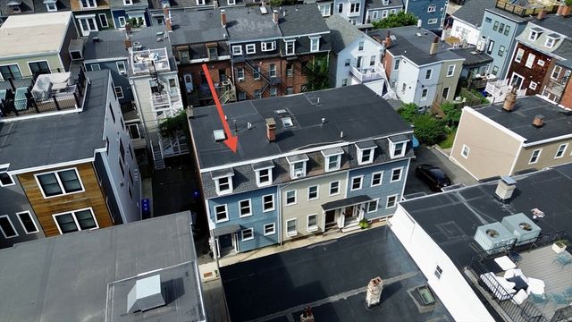 255 Gold St 2, Boston, MA 02127