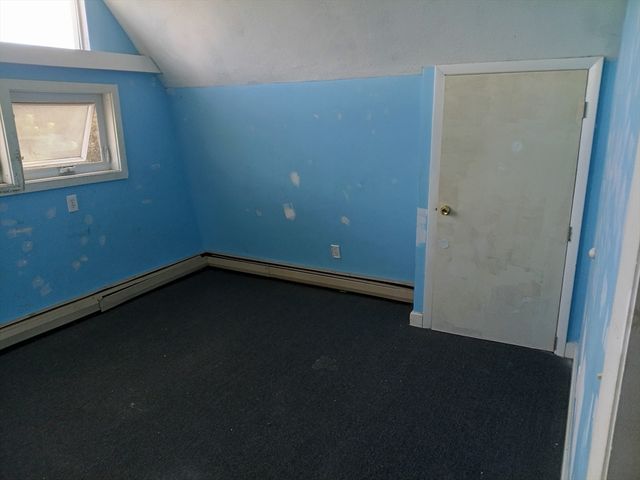 44 Valley Rd, Lynn, MA 01902