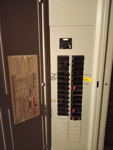 44 Valley Rd, Lynn, MA 01902