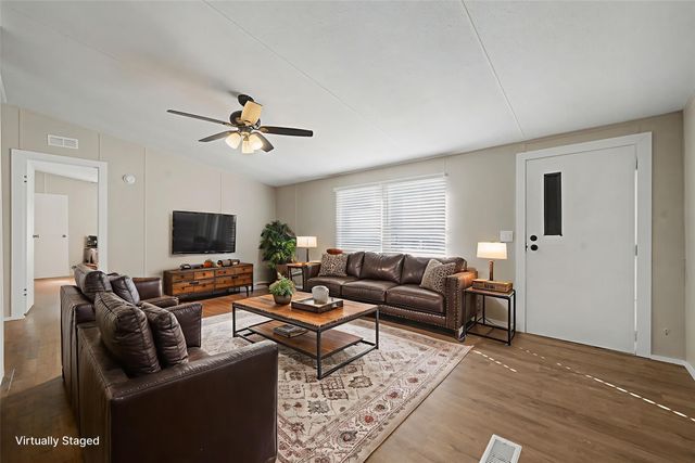 404 Kaci Jo Drive, Mabank, TX 75147