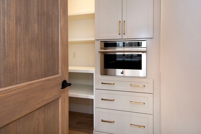 37 Richards Rd A, Hull, MA 02045