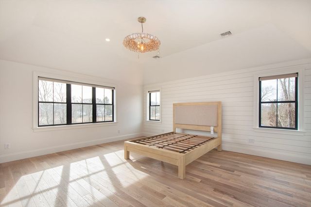 37 Richards Rd A, Hull, MA 02045