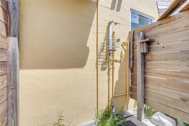 2101 HILL STREET, New Smyrna Beach, FL 32169