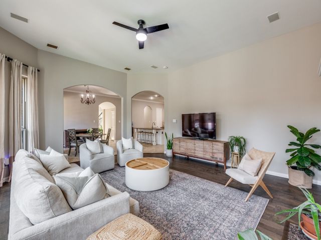 5198 Navajo Drive, Frisco, TX 75034