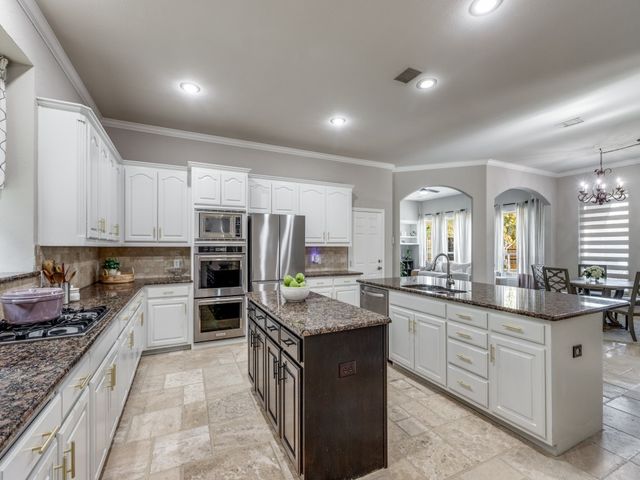 5198 Navajo Drive, Frisco, TX 75034