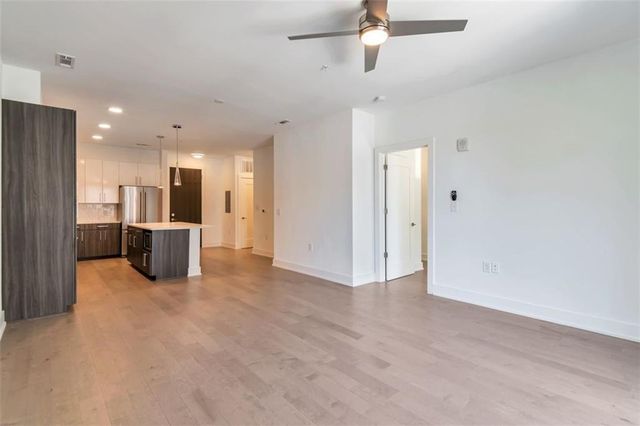 775 Juniper NE Street 422, Atlanta, GA 30308