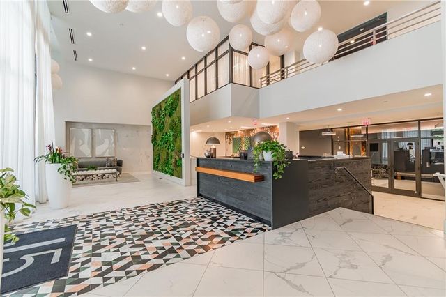 775 Juniper NE Street 422, Atlanta, GA 30308