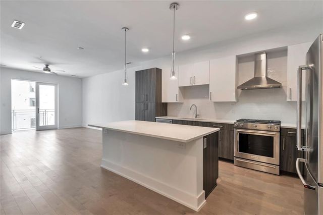 775 Juniper NE Street 422, Atlanta, GA 30308
