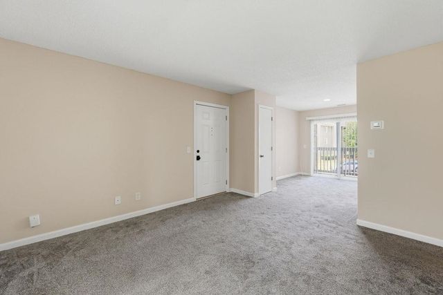 300 Myrtle Greens Dr Apt F, Conway, SC 29526