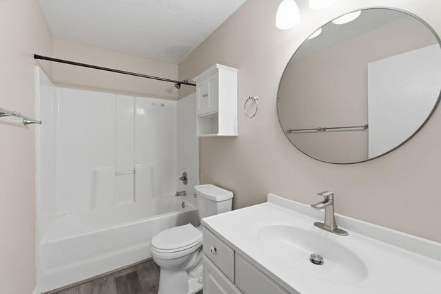 300 Myrtle Greens Dr Apt F, Conway, SC 29526