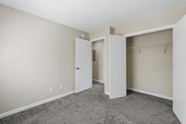 300 Myrtle Greens Dr Apt F, Conway, SC 29526