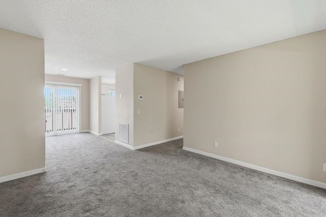 300 Myrtle Greens Dr Apt F, Conway, SC 29526