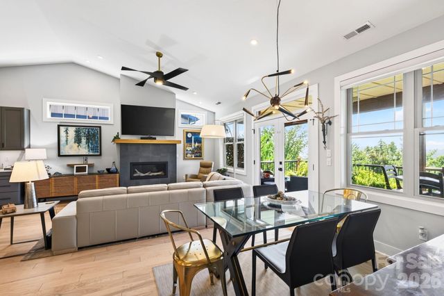 16 Britton Knoll Pass, Arden, NC 28704