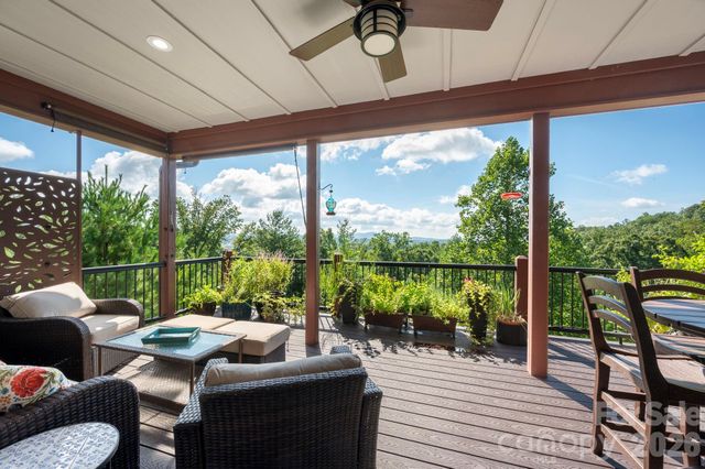 16 Britton Knoll Pass, Arden, NC 28704
