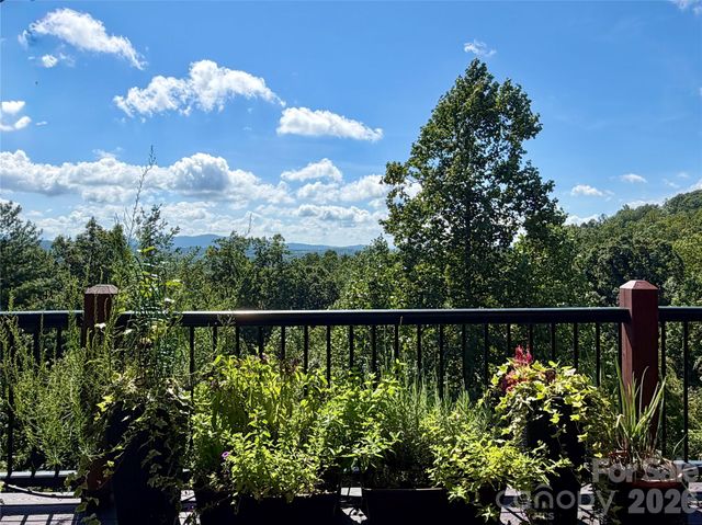 16 Britton Knoll Pass, Arden, NC 28704