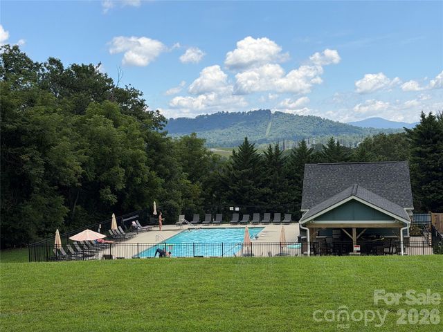 16 Britton Knoll Pass, Arden, NC 28704