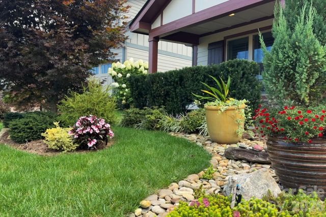 16 Britton Knoll Pass, Arden, NC 28704