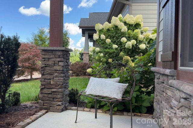 16 Britton Knoll Pass, Arden, NC 28704