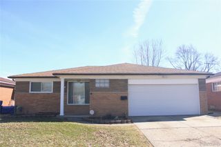 27432 Bristol Drive, Warren, MI 48092